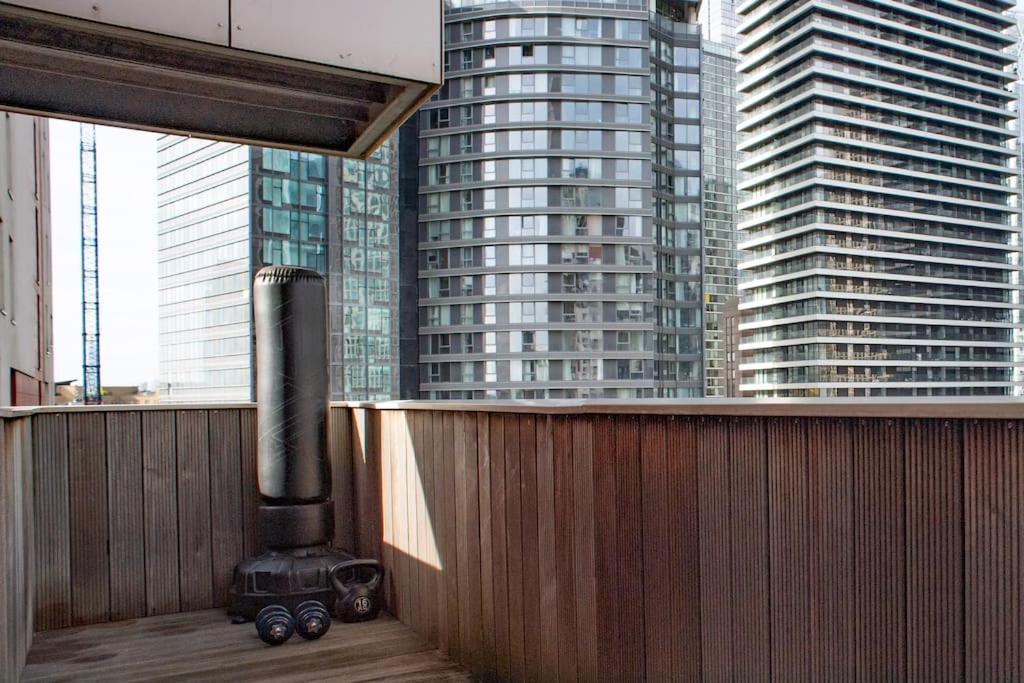 Luxury Cosy With Stunning Skyline Views! Apartament Londra
